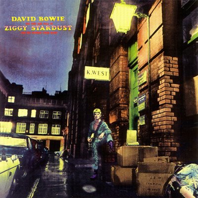 http://www.popspotsnyc.com/london/jb_ziggystardust.jpg